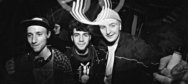 Kamel Fruit Crew, Vram, Klaff, Peis, Jungs, Boys, Party, s/w, b/w, black & white